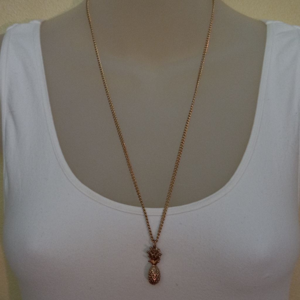 Gold Tone Pineapple Pendant Necklace